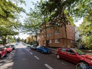 Pronájem bytu 2+1, Praha - Žižkov, Biskupcova, 69 m2