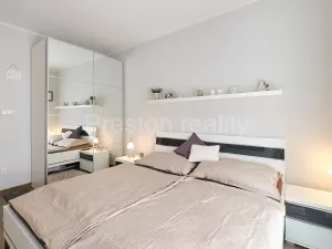 Pronájem bytu 2+kk, Praha - Košíře, Plzeňská, 45 m2