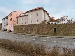 Pronájem bytu 2+kk, Jindřichův Hradec, nám. Míru, 39 m2