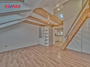 Prodej bytu 2+1, Poděbrady, Dr. Beneše, 68 m2