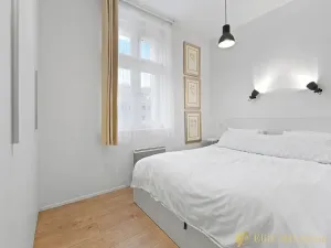 Prodej bytu 2+kk, Praha - Holešovice, Dobrovského, 40 m2