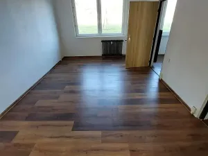 Pronájem bytu 2+1, Klášterec nad Ohří, Na Vyhlídce, 52 m2