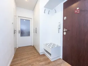 Pronájem bytu 2+1, Praha - Střížkov, Střížkovská, 54 m2