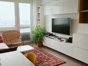 Prodej bytu 2+kk, Praha - Kobylisy, Taussigova, 45 m2