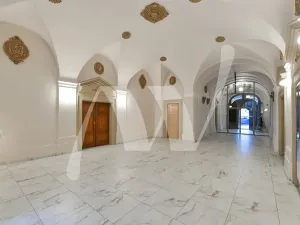 Pronájem kanceláře, Praha - Malá Strana, Malostranské náměstí, 135 m2