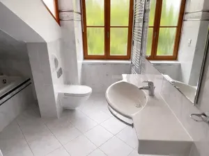 Pronájem bytu 2+kk, Praha - Kobylisy, Mirovická, 58 m2