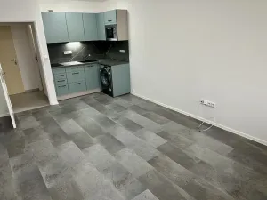 Pronájem bytu 1+kk, Jablonec nad Nisou, Hřbitovní, 28 m2