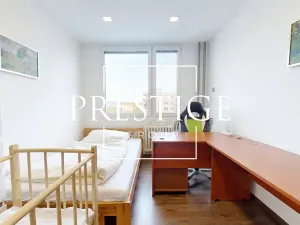 Pronájem bytu 2+kk, Praha - Kobylisy, Frýdlantská, 44 m2