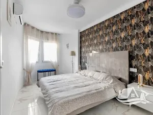 Prodej bytu 4+kk, Torrevieja, Španělsko, 70 m2