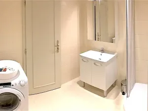 Pronájem bytu 3+1, Praha - Vinohrady, Máchova, 100 m2