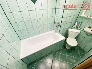 Pronájem bytu 2+1, Kadaň, Chomutovská, 56 m2