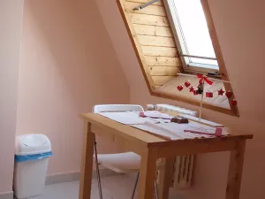 Pronájem bytu 2+kk, Praha - Vokovice, Ke dvoru, 49 m2