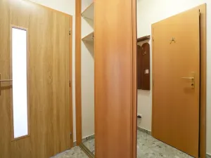 Pronájem bytu 1+kk, Beroun, U Židovského hřbitova, 41 m2