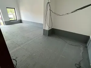 Prodej skladu, Praha - Horní Počernice, Komárovská, 210 m2