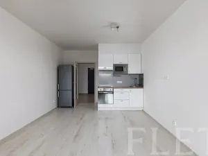 Pronájem bytu 1+kk, Praha - Letňany, Škrábkových, 28 m2