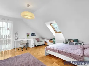 Prodej rodinného domu, Vysoká nad Labem, 263 m2