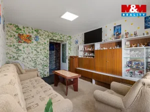 Pronájem bytu 3+1, Jesenice, Školní, 55 m2