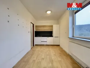 Pronájem skladu, Vsetín, Lázky, 430 m2