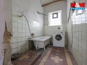 Prodej rodinného domu, Bochov - Těšetice, 200 m2