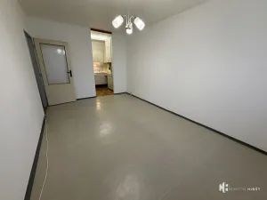 Pronájem bytu 2+kk, Praha - Bohnice, Kostřínská, 42 m2