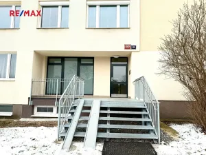 Pronájem bytu 3+1, Praha - Strašnice, Gutova, 67 m2