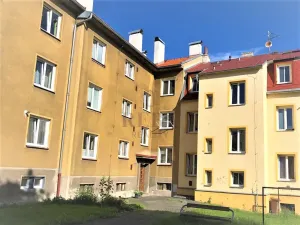 Pronájem bytu 2+kk, Karlovy Vary, Lipová, 50 m2