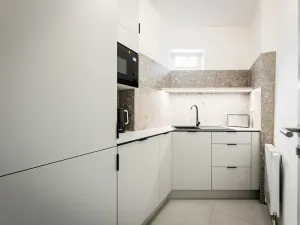 Pronájem kanceláře, Praha - Strašnice, Třebohostická, 628 m2