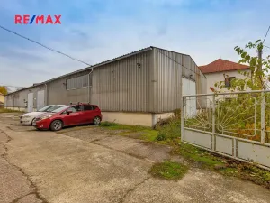 Prodej komerční nemovitosti, Dašice, náměstí T. G. Masaryka, 2490 m2