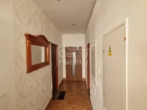 Pronájem bytu 4+kk, Pardubice, V Ráji, 350 m2