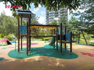 Pronájem bytu 4+kk, Praha - Žižkov, Ke kapslovně, 156 m2