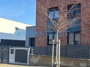 Pronájem rodinného domu, Praha - Ďáblice, Květnová, 172 m2