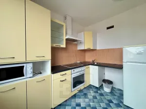 Pronájem bytu 1+1, Hrušovany nad Jevišovkou, Nádražní, 35 m2