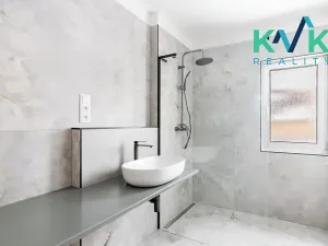 Prodej rodinného domu, Sadov, 160 m2