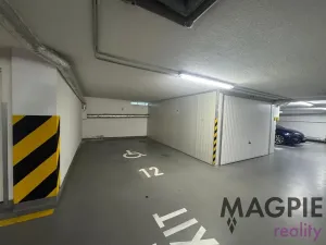 Prodej garáže, Praha - Uhříněves, Saturnova, 19 m2