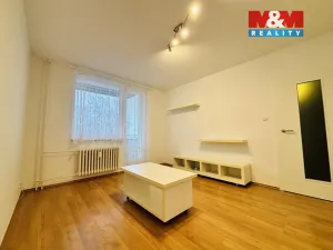 Pronájem bytu 1+1, Jihlava, Na Kopci, 33 m2
