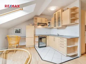 Prodej bytu 2+kk, Praha - Žižkov, Blahníkova, 40 m2