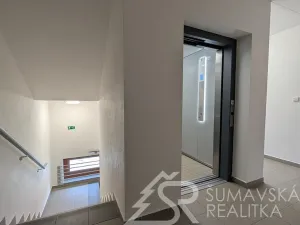 Prodej bytu 2+kk, Kašperské Hory, Lesní, 47 m2