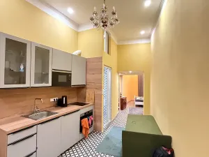 Pronájem bytu 2+kk, Praha - Malá Strana, Letenská, 50 m2