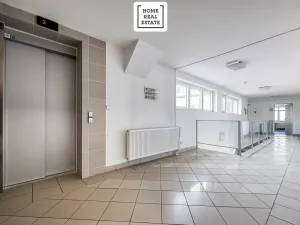 Pronájem kanceláře, Kolín, Rubešova, 634 m2