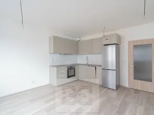 Pronájem bytu 2+kk, Praha - Hlubočepy, Fabiánové, 42 m2