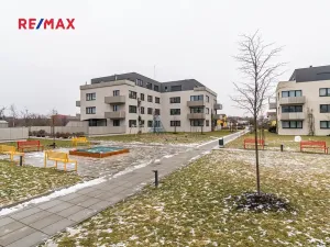 Pronájem bytu 2+kk, Horoměřice, Karla IV., 53 m2