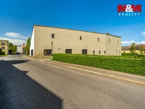 Prodej obchodního prostoru, Česká Kamenice, Lipová, 1225 m2