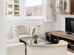 Prodej bytu 2+kk, Praha - Troja, Hnězdenská, 46 m2