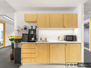 Pronájem kanceláře, Praha - Smíchov, Nádražní, 75 m2