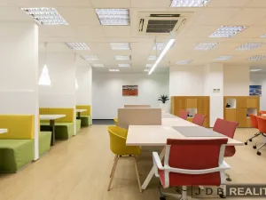 Pronájem kanceláře, Praha - Holešovice, Dělnická, 239 m2