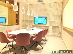 Pronájem kanceláře, Praha - Karlín, Karolinská, 60 m2