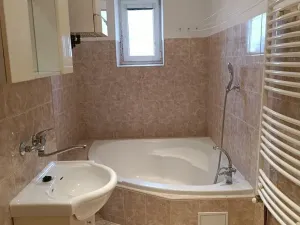 Pronájem bytu 2+1, Hulín, Sokolská, 57 m2