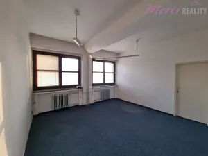 Pronájem kanceláře, Uherské Hradiště, Tř. Maršála Malinovského, 23 m2