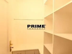 Pronájem bytu 3+1, Praha - Nové Město, Odborů, 87 m2