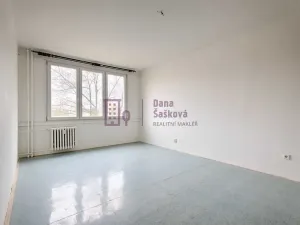 Pronájem bytu 2+1, Jindřichův Hradec, sídliště Vajgar, 62 m2